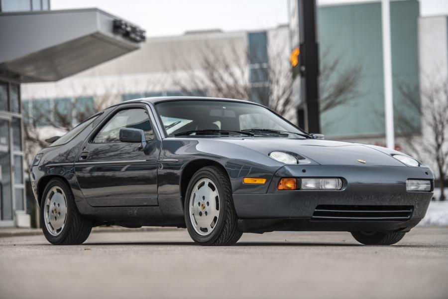  Porsche 928 S4 1988 года  (фото 3 из 70)